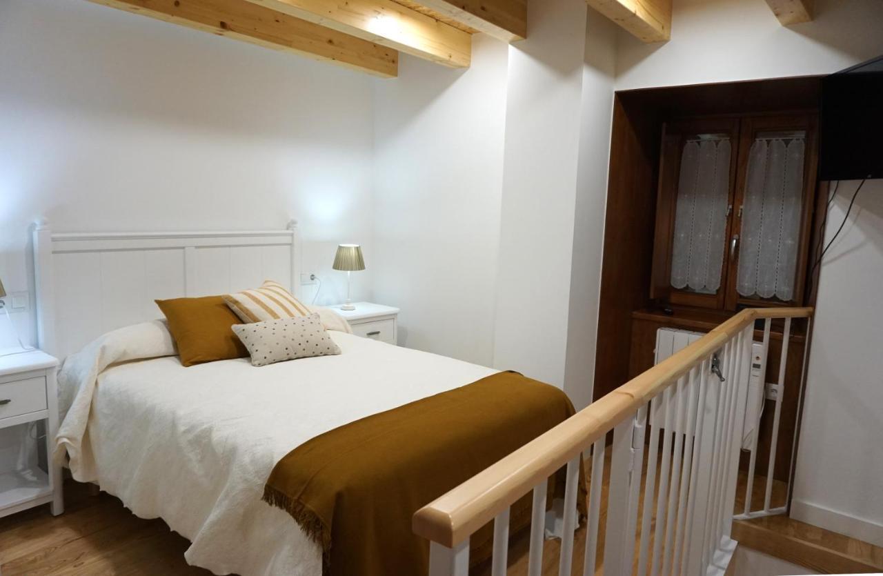 Apartamentos Turisticos El Penon Tapia De Casariego Exterior photo